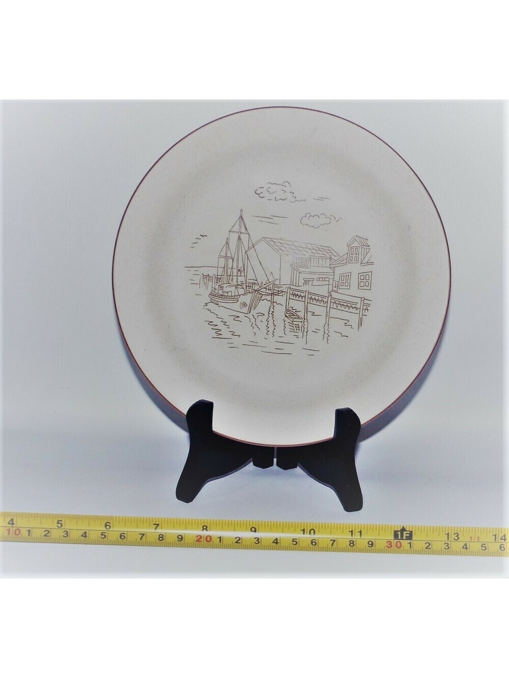 COLLECTION MANOIR Fishing Pier Scene Stoneware Salad Plate*VTG Shell Canada